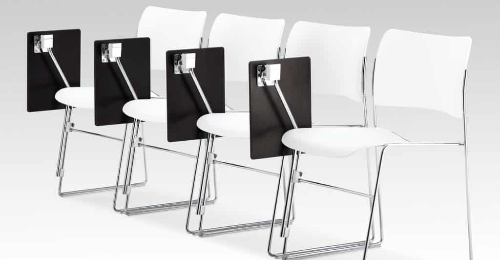 stoelen met schrijfblad Howe 40/4